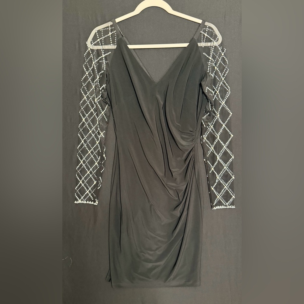 Cachet Black Dress with Beaded mesh Long Sleeves anti slip grip Cocktail classic